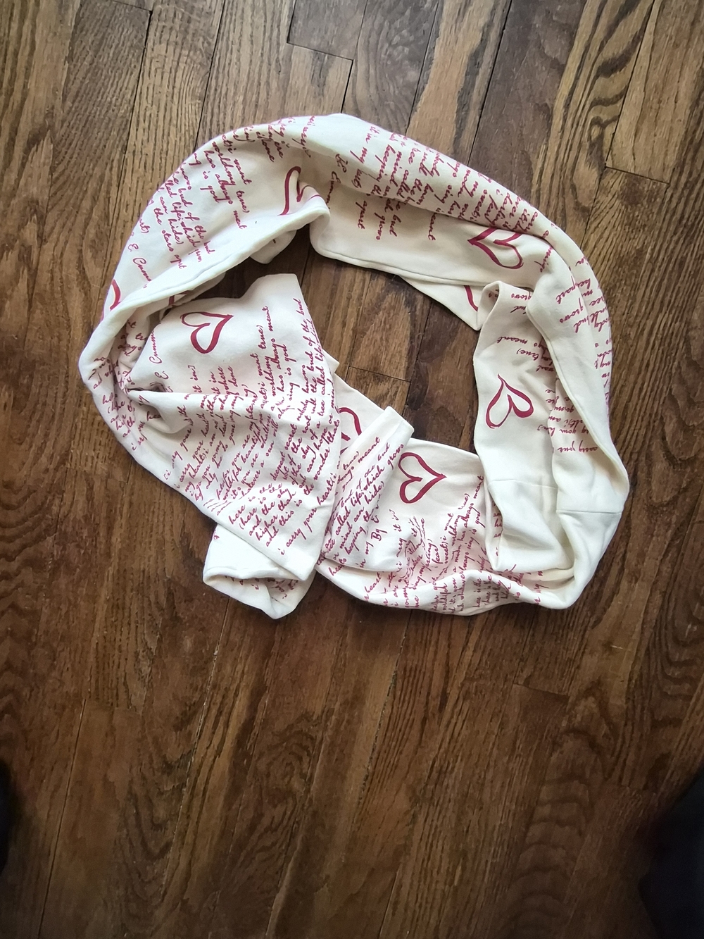 Storiarts Infinity Scarf E.E. Cummings Poem Heart Print - Picture 3 of 6
